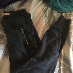 Hollister sweat pants/leggings